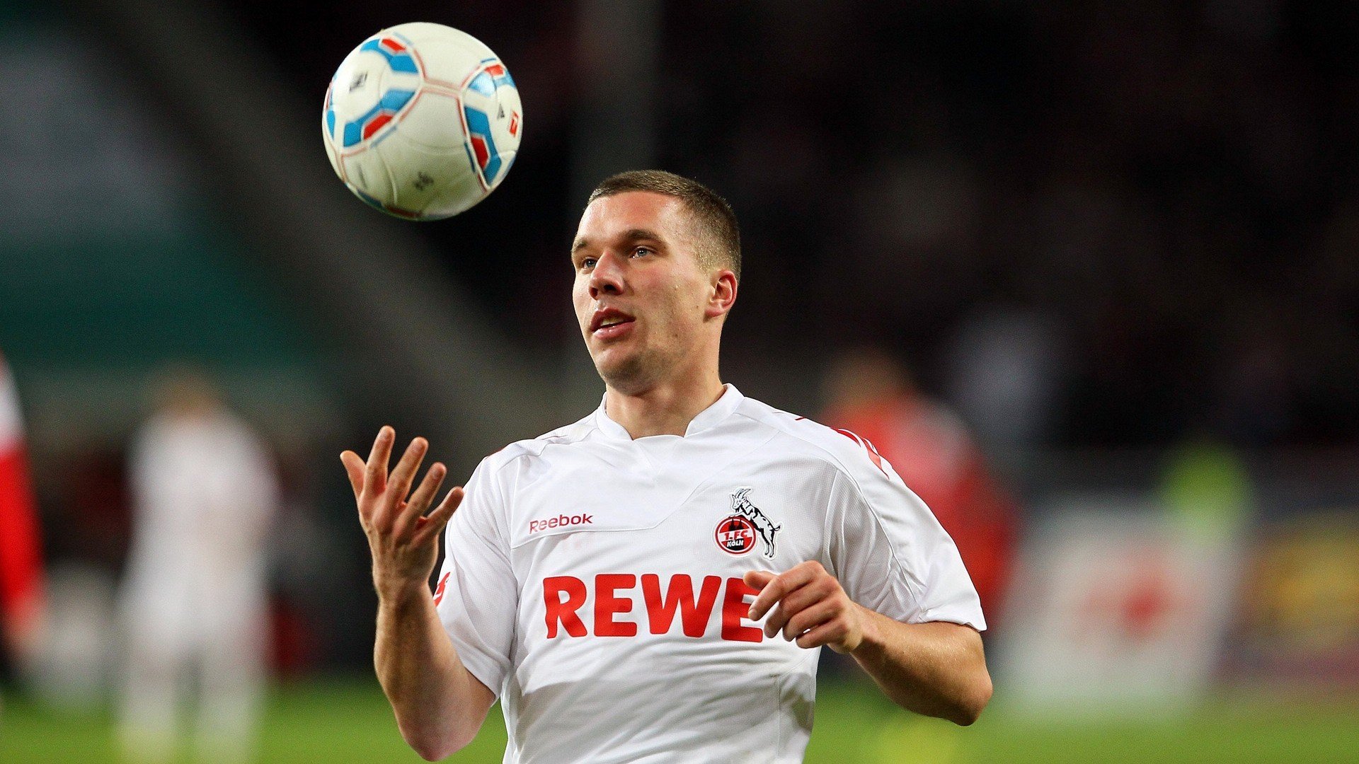 骑士的钢铁雄心，为何在库里指尖化作流沙？